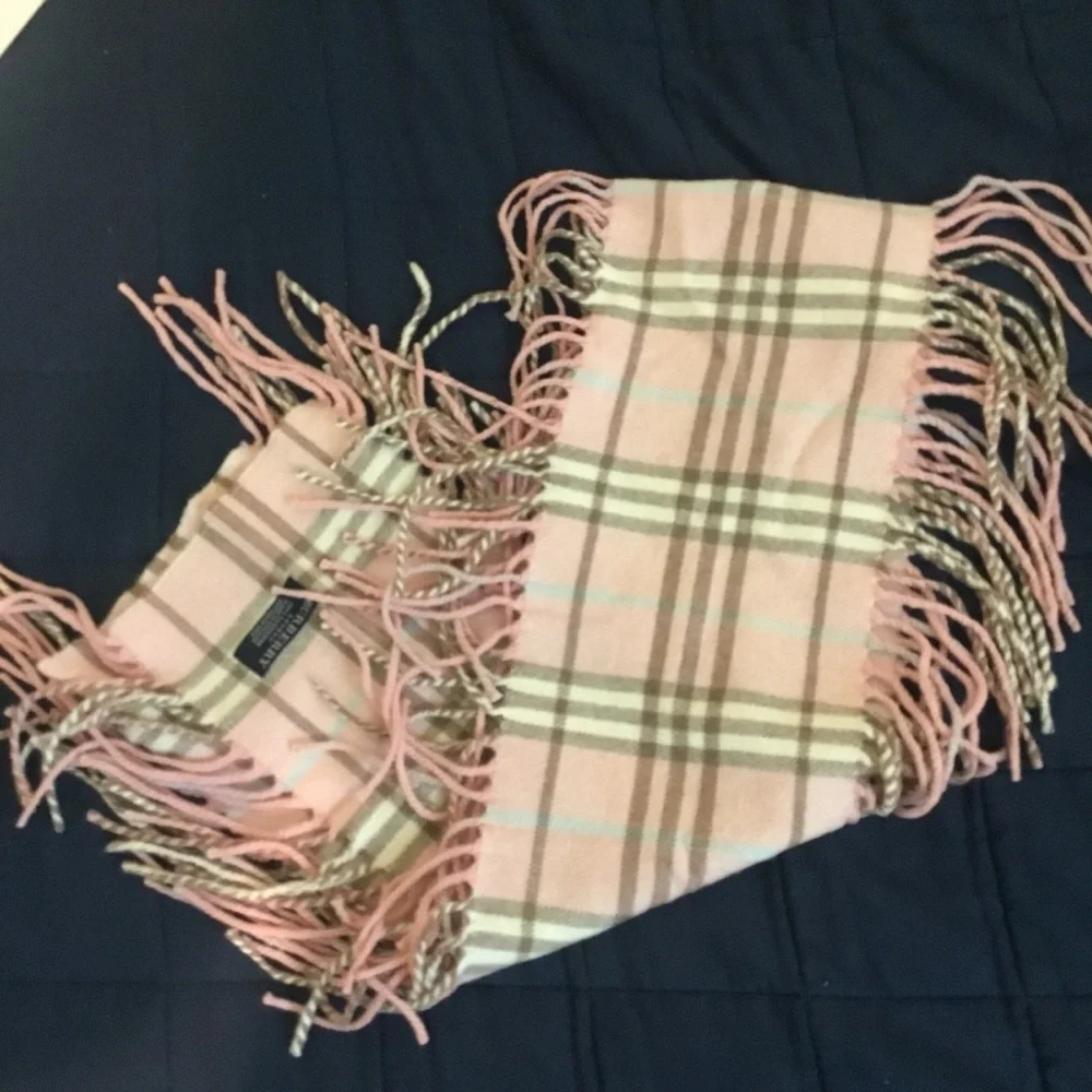 Authentic Burberry London RARE Cashmere Nova Check “HAPPINESS “Pink Fringe Scarf